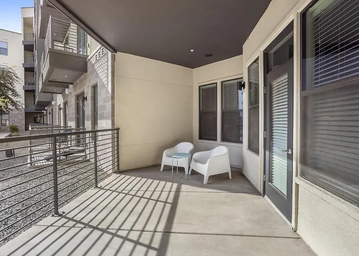 Cozysuites At Town