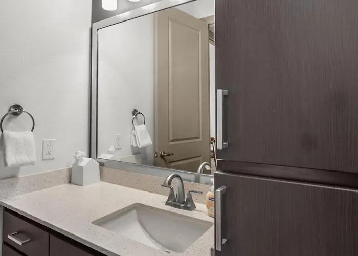 Cozysuites At Town Apartamento