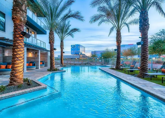 Cozysuites At Town Apartment *