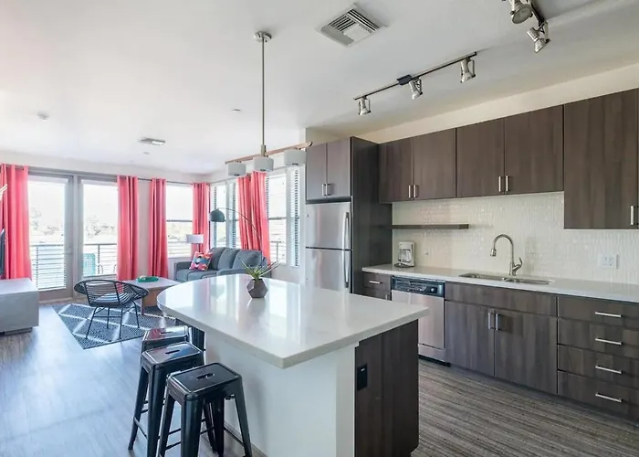 Cozysuites At Town Apartamento