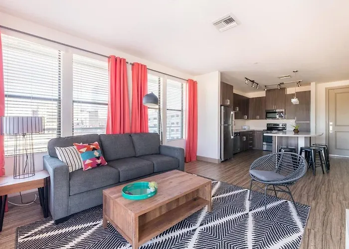 Cozysuites At Town Tempe