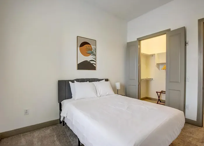 Cozysuites At Town * Tempe