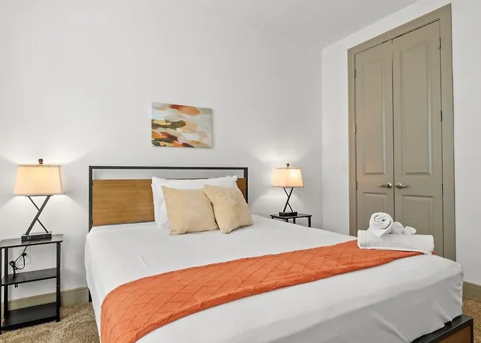 Cozysuites At Town Tempe