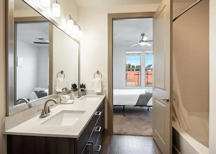 Cozysuites At Town Apartamento