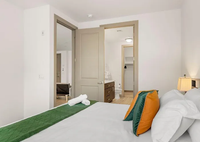 Apartment Cozysuites At Town *